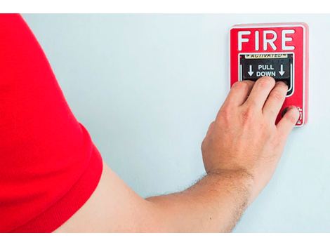 Curso de Brigada de Incêndio no Jardim Panorama